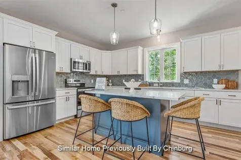 216 Woodbury Avenue Portsmouth NH 03801