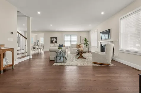 216 Woodbury Avenue Portsmouth NH 03801