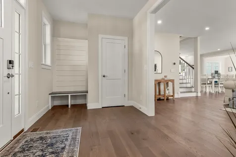 216 Woodbury Avenue Portsmouth NH 03801