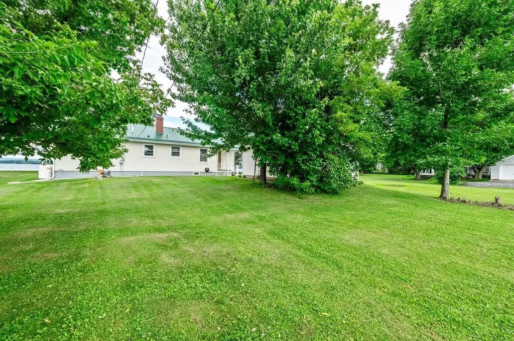 2603 West Shore Road Isle La Motte VT 05463