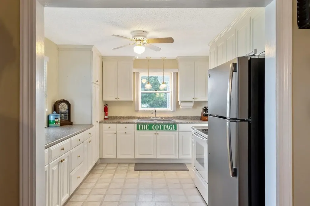 2603 West Shore Road Isle La Motte VT 05463