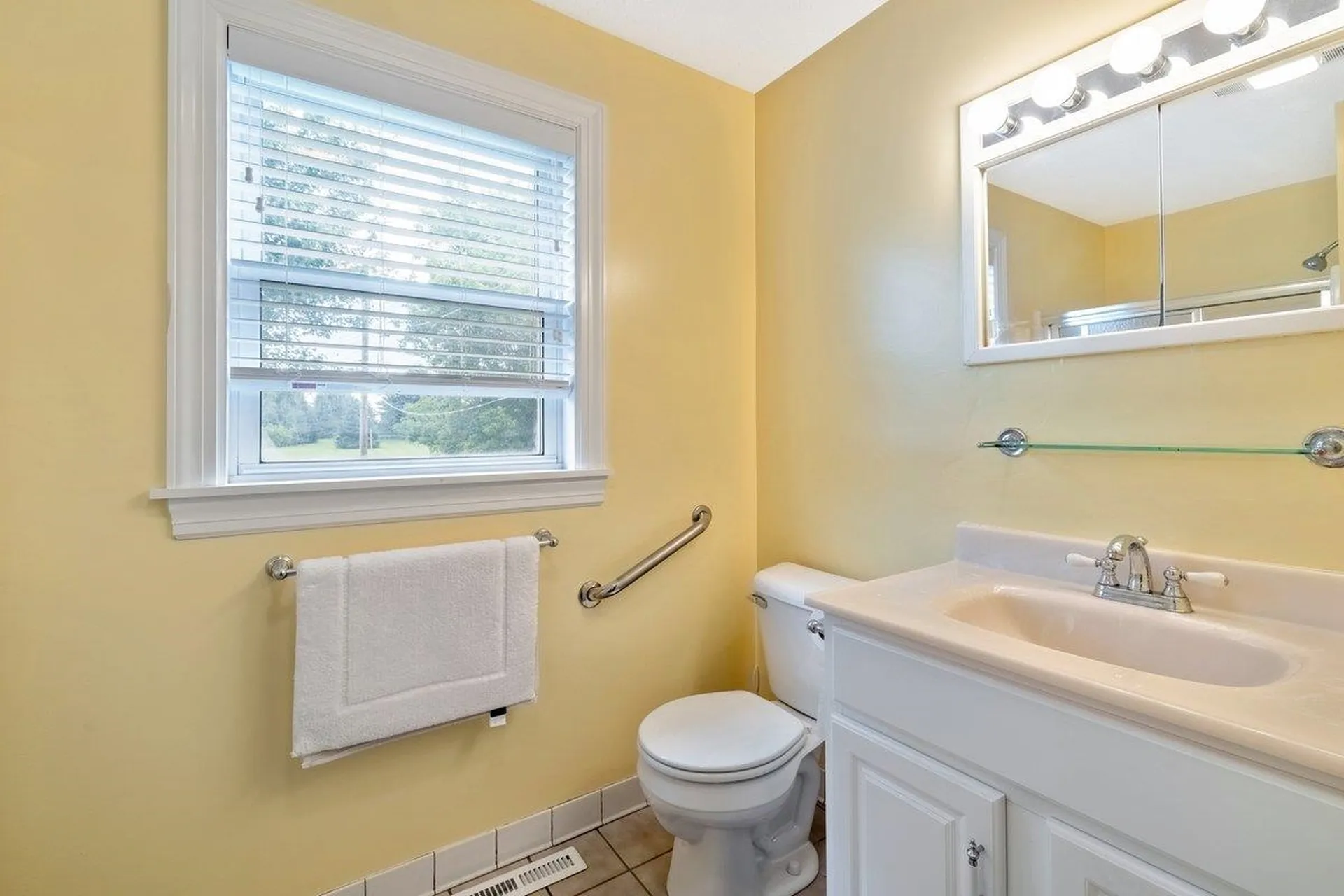 2603 West Shore Road Isle La Motte VT 05463