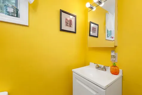 2 Winnisquam Shore Tilton NH 03276