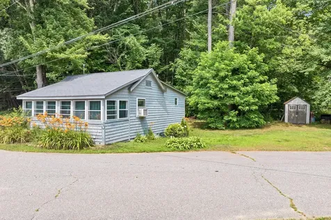 2 Winnisquam Shore Tilton NH 03276