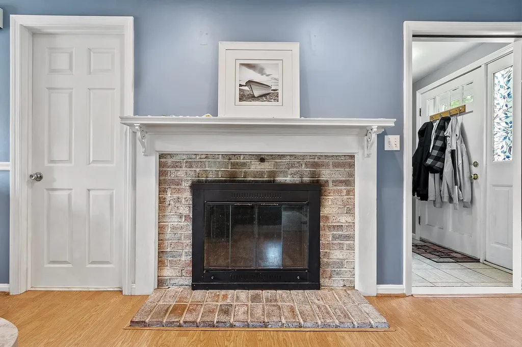12 Cricket Lane Sandown NH 03873