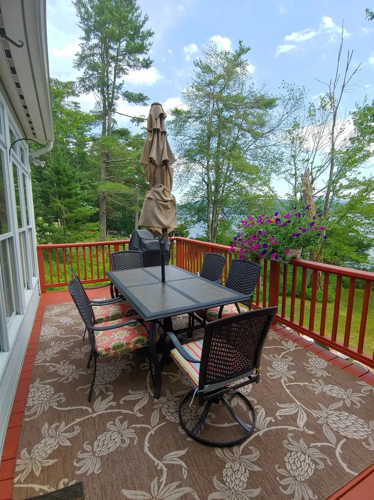 5 Rockingham Road Wolfeboro NH 03894