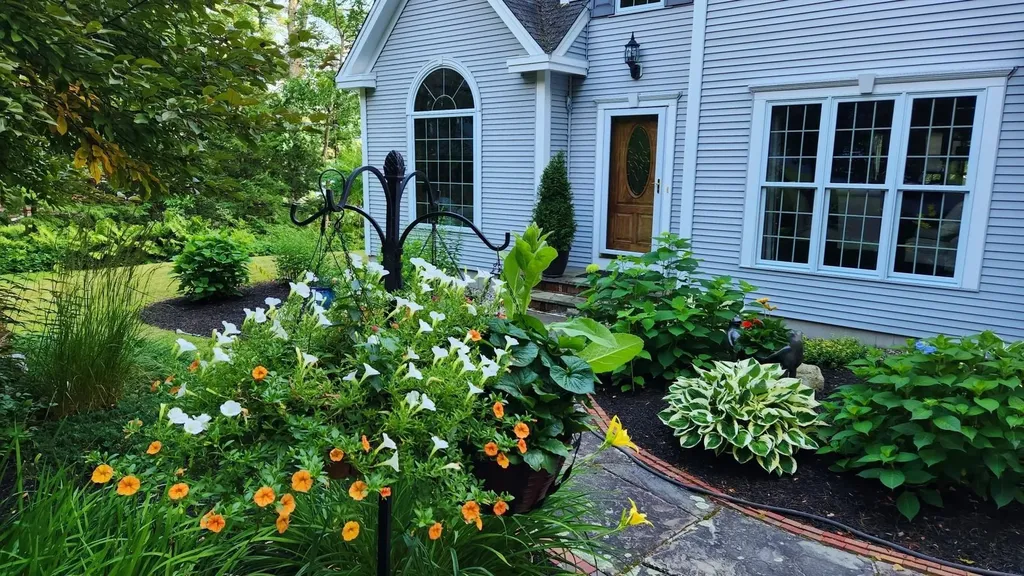 5 Rockingham Road Wolfeboro NH 03894