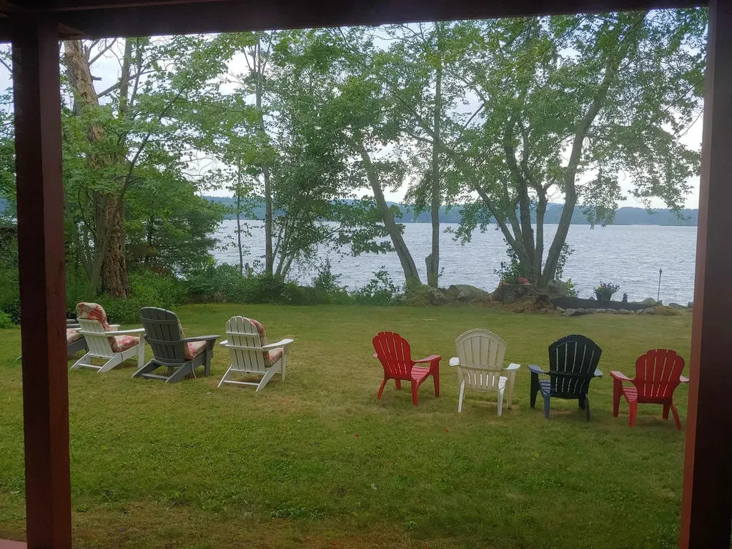 5 Rockingham Road Wolfeboro NH 03894