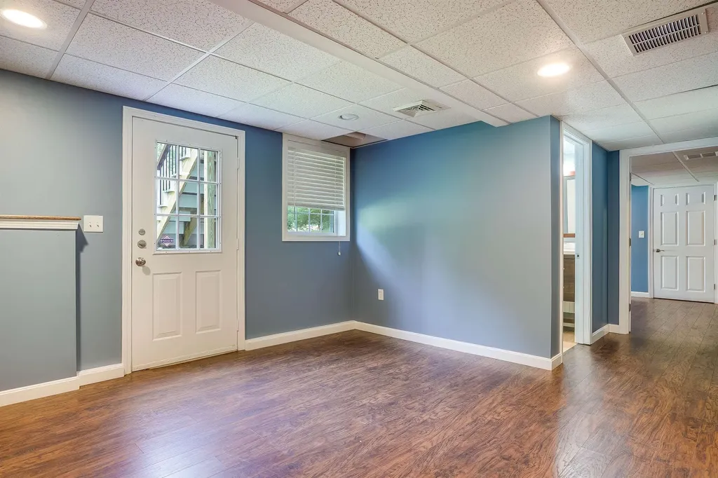 45 Auburn Road Londonderry NH 03053