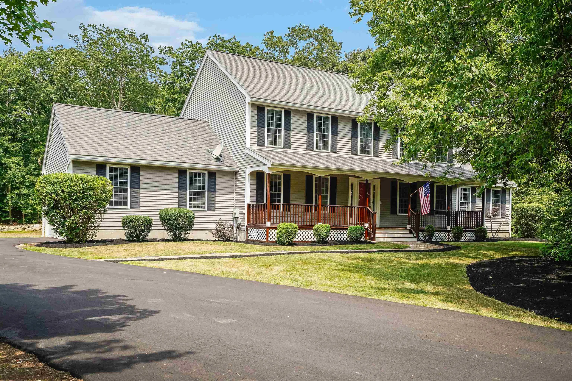 45 Auburn Road Londonderry NH 03053