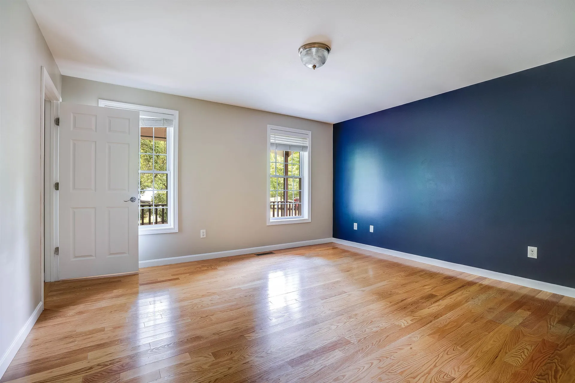 45 Auburn Road Londonderry NH 03053