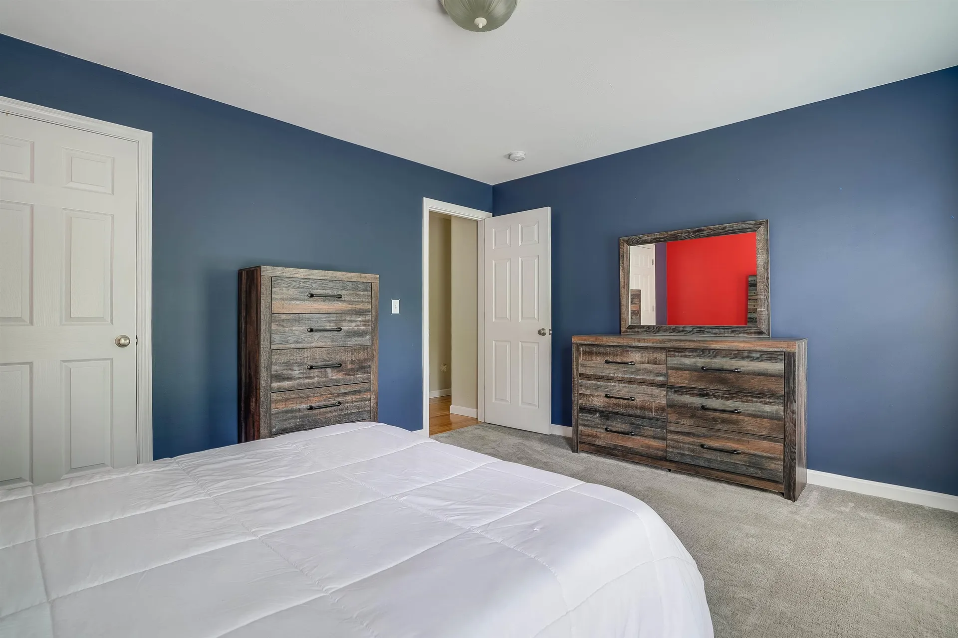 45 Auburn Road Londonderry NH 03053