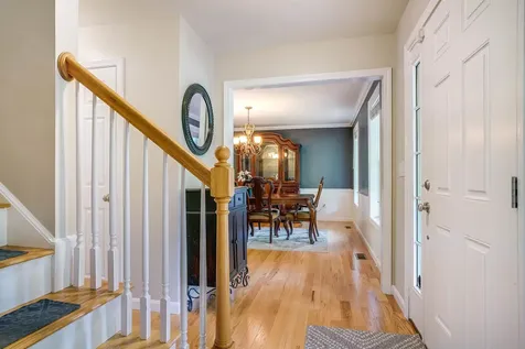 45 Auburn Road Londonderry NH 03053