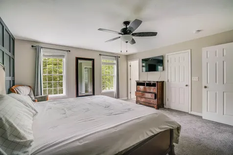45 Auburn Road Londonderry NH 03053