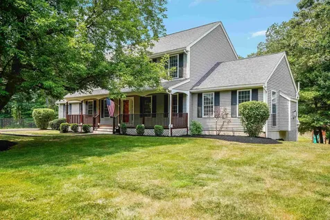 45 Auburn Road Londonderry NH 03053