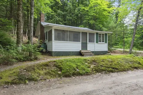 17 Sleepy Hollow Lane Hebron NH 03241