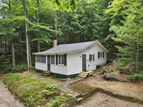 17 Sleepy Hollow Lane Hebron NH 03241