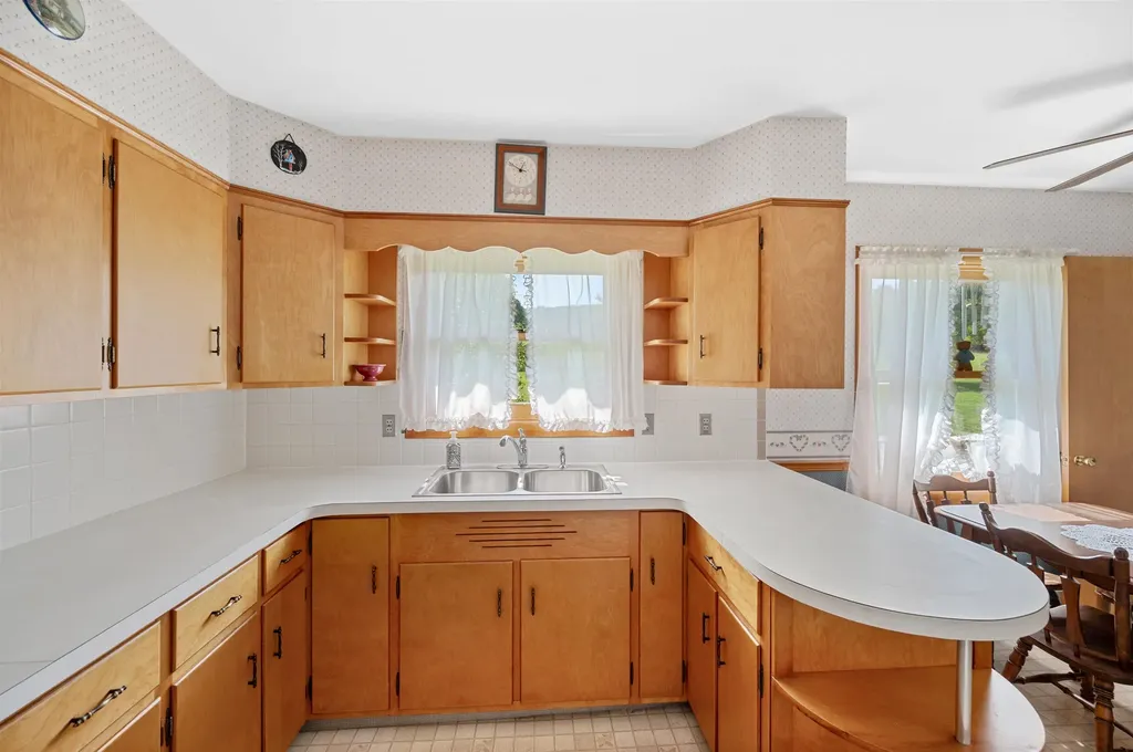 184 Sunset Road Barre Town VT 05641
