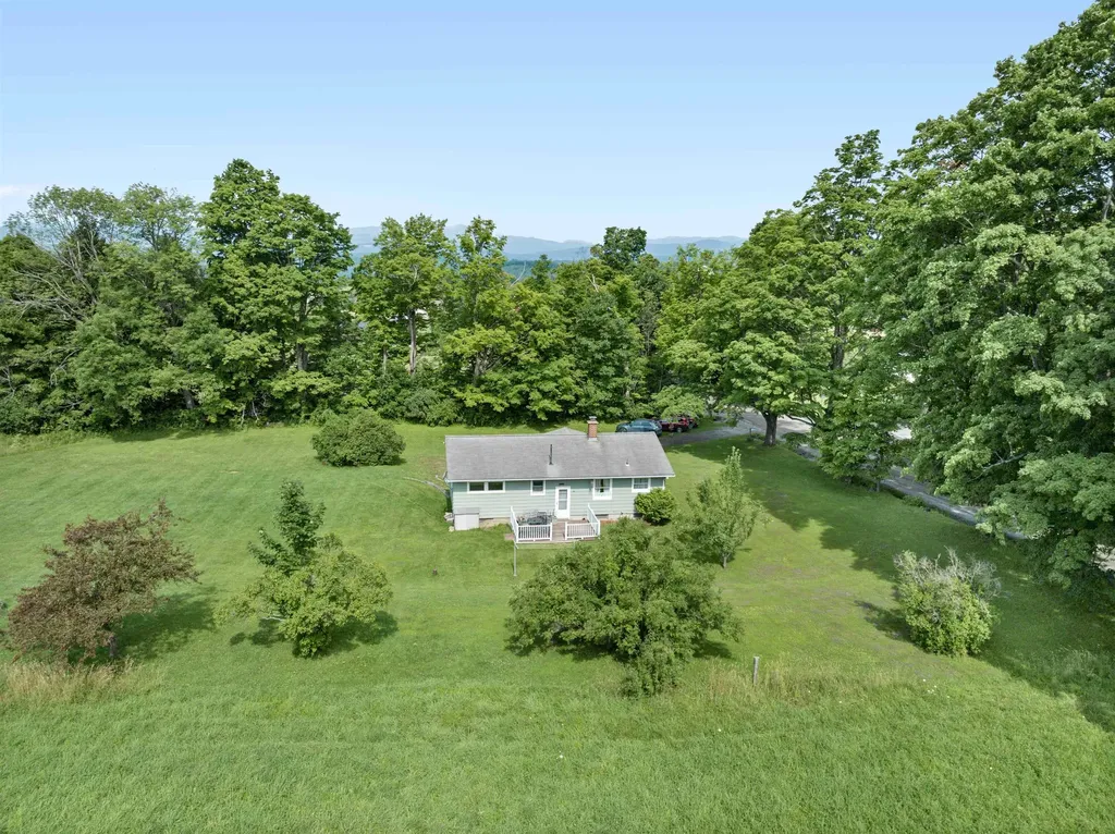 184 Sunset Road Barre Town VT 05641