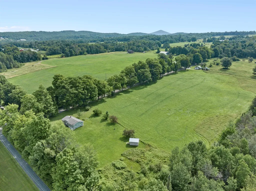 184 Sunset Road Barre Town VT 05641