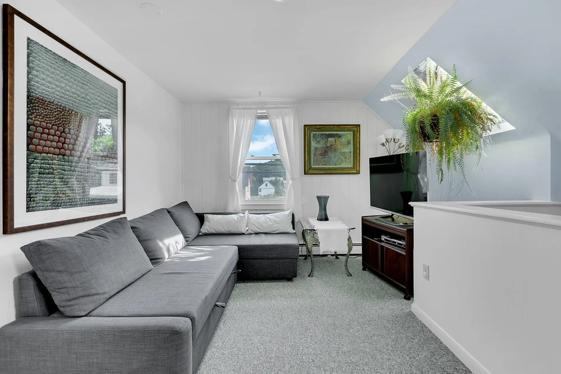 31 Pleasant Street Ludlow VT 05149