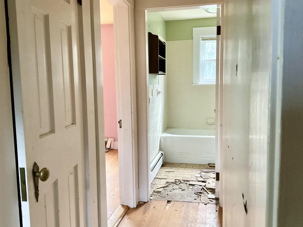 592 Eaton Road Conway NH 03818