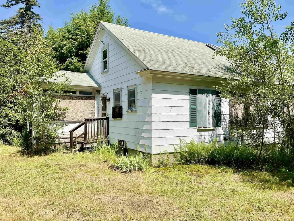 592 Eaton Road Conway NH 03818