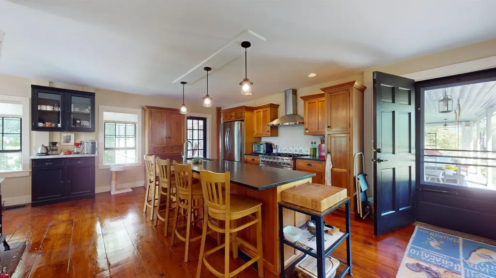 484 Halladay Road Middlebury VT 05753
