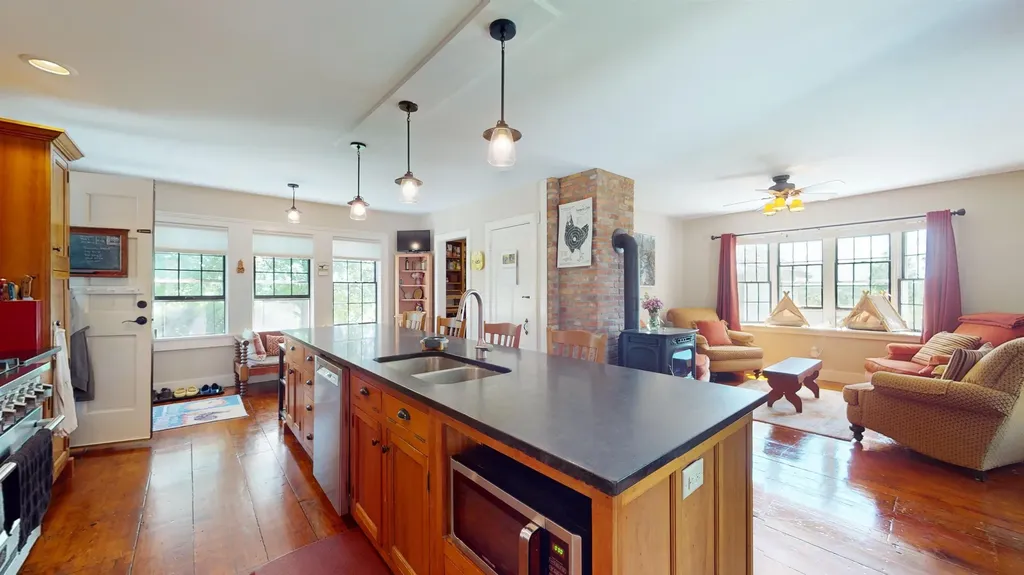 484 Halladay Road Middlebury VT 05753