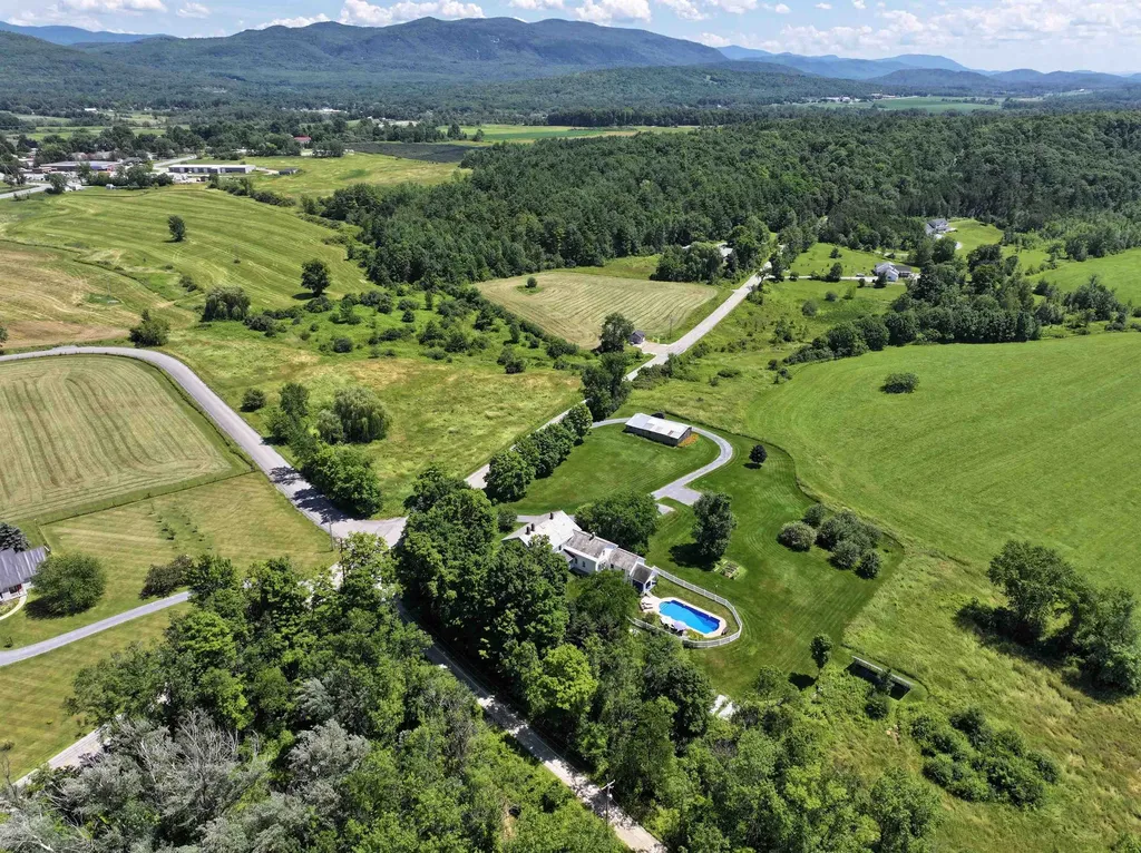 484 Halladay Road Middlebury VT 05753