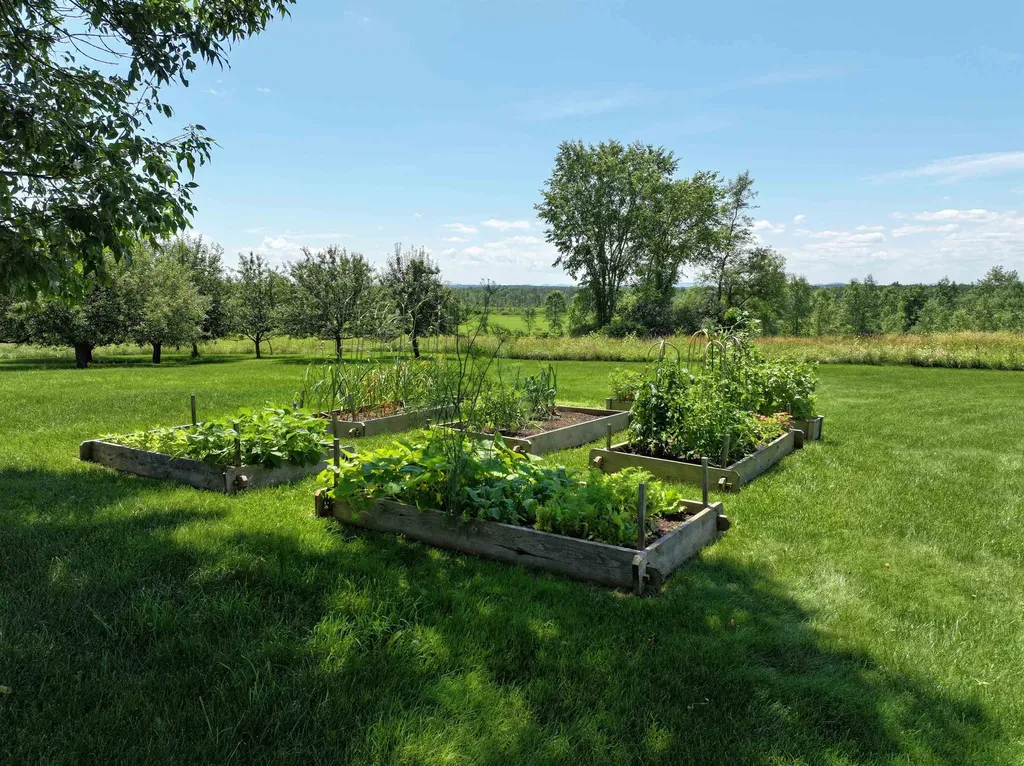 484 Halladay Road Middlebury VT 05753