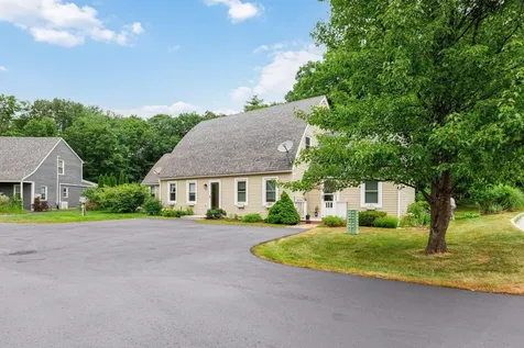 18 West Ridge Drive Peterborough NH 03458