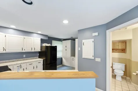 18 West Ridge Drive Peterborough NH 03458