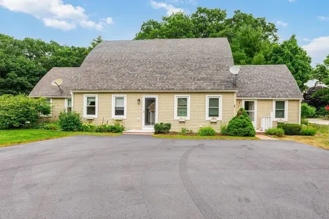 18 West Ridge Drive Peterborough NH 03458
