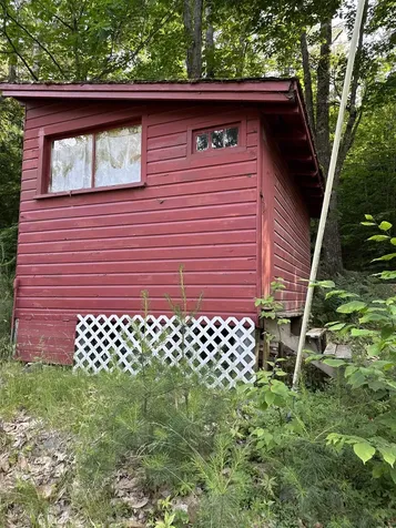 5 Leland Road Effingham NH 03882