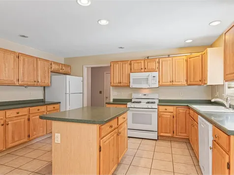 69 Partridge Drive Essex VT 05452