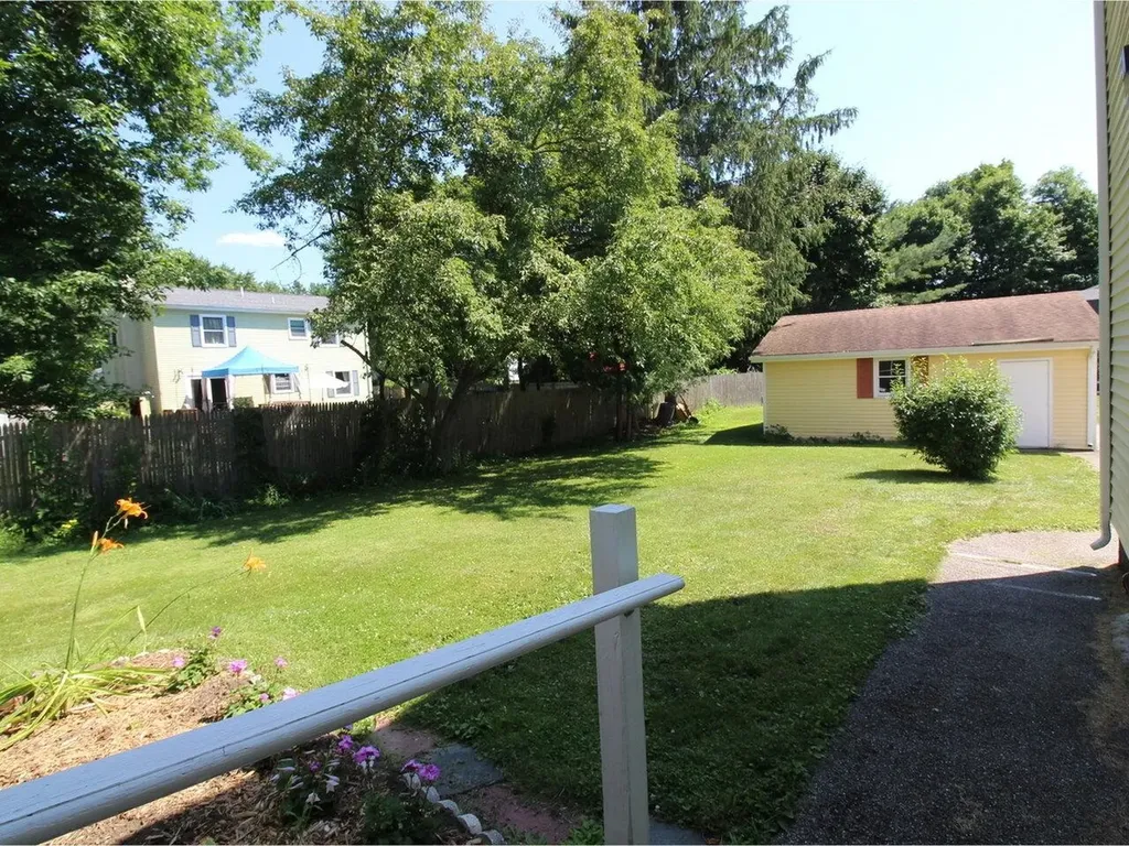 95 Grove Lane Shelburne VT 05482