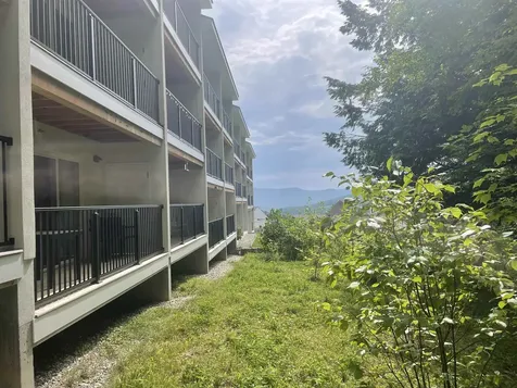 251 Mountainside Drive Warren VT 05674
