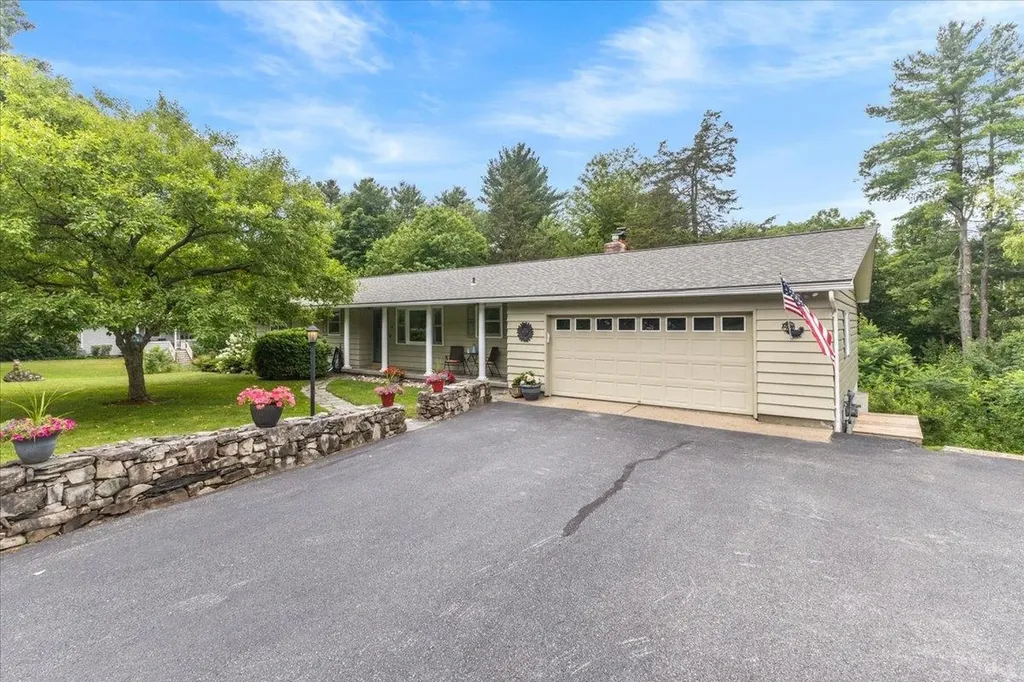 196 Pinehurst Drive Shelburne VT 05482