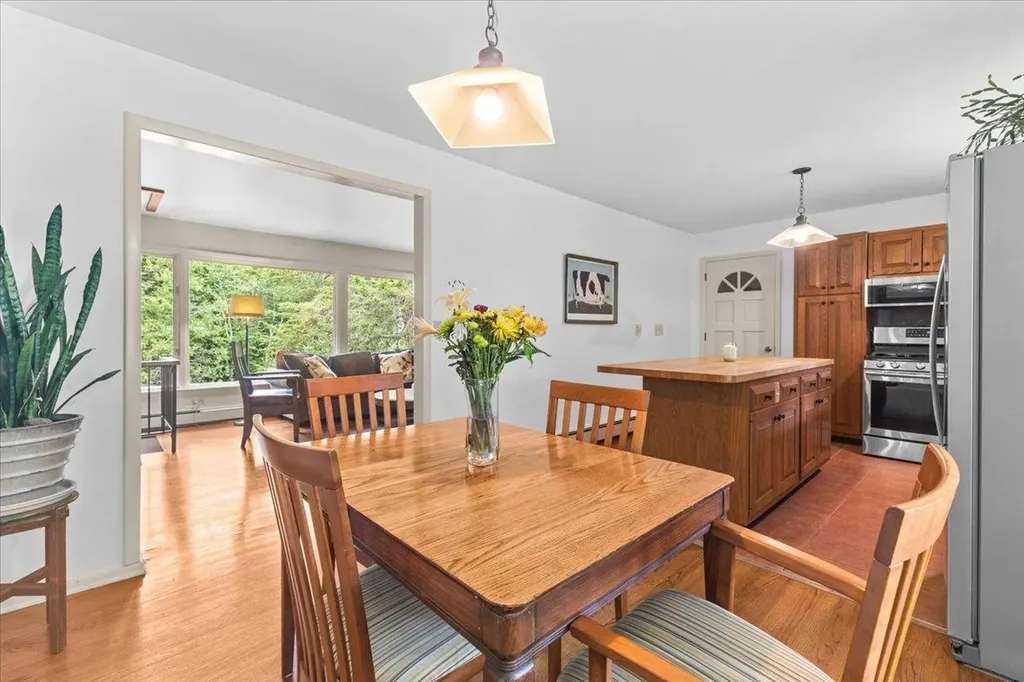 196 Pinehurst Drive Shelburne VT 05482