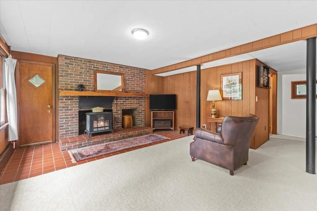 196 Pinehurst Drive Shelburne VT 05482