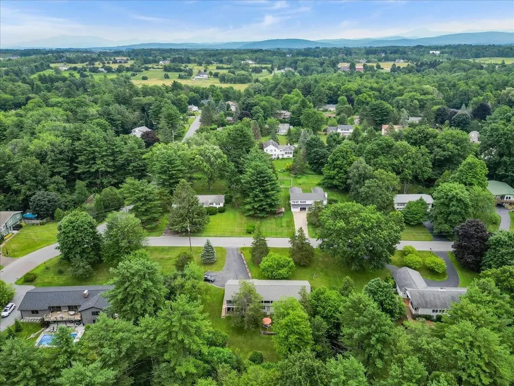 196 Pinehurst Drive Shelburne VT 05482