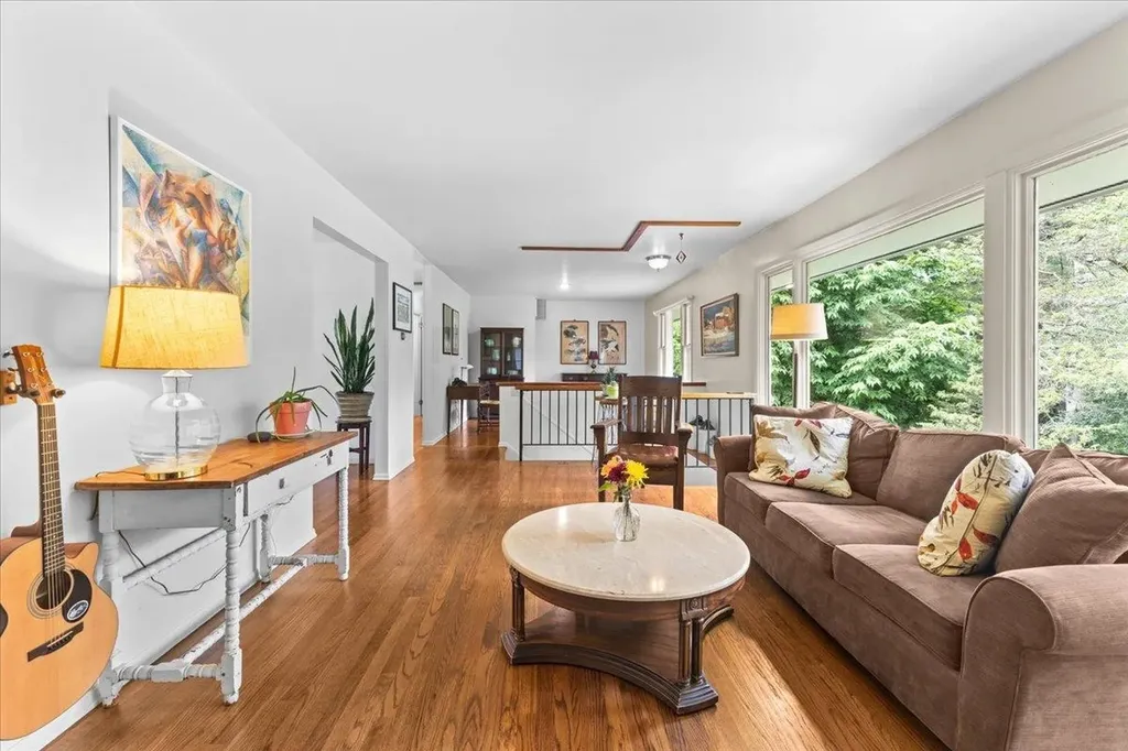 196 Pinehurst Drive Shelburne VT 05482