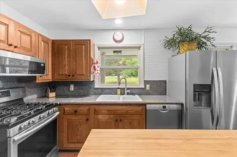 196 Pinehurst Drive Shelburne VT 05482