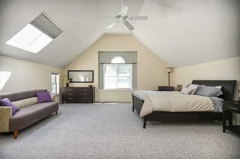 34 Drakes Landing Hampton NH 03842