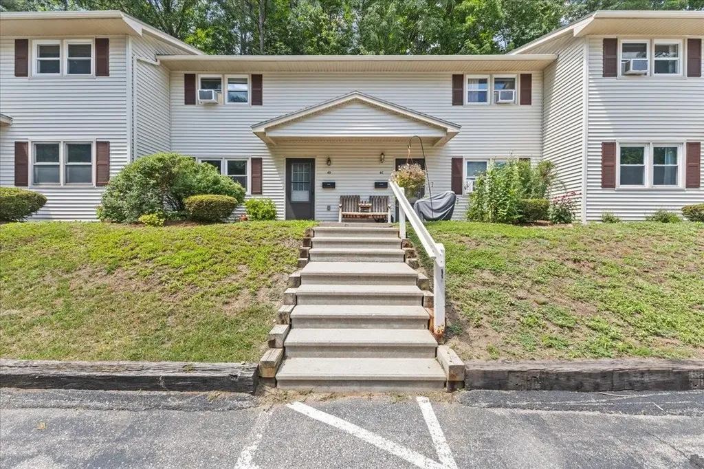 86 Pinecrest Drive Essex VT 05452