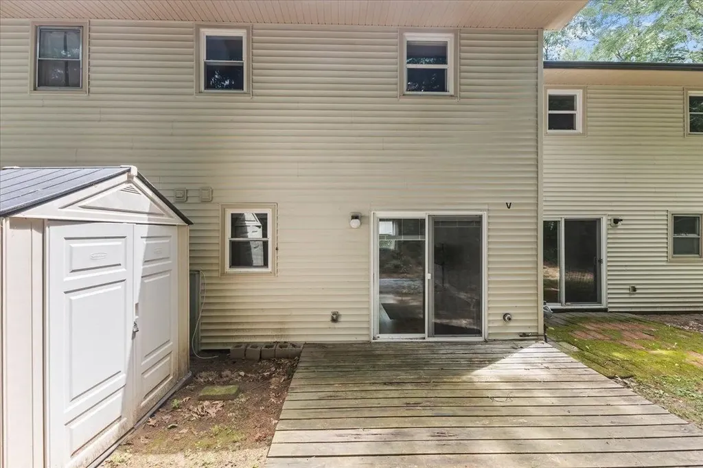86 Pinecrest Drive Essex VT 05452