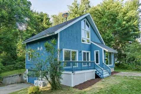 5 Country Club Lane Plaistow NH 03865