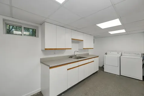 5 Country Club Lane Plaistow NH 03865