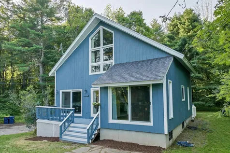 5 Country Club Lane Plaistow NH 03865